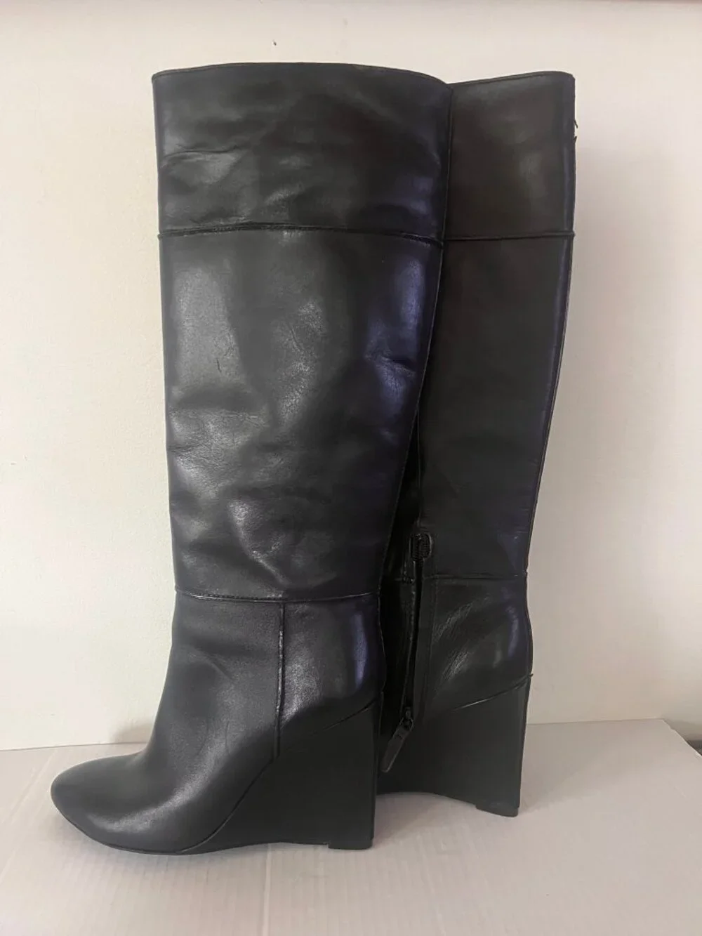 $500 TORY BURCH LINETTE WEDGE LEATHER BOOTS SIZE 7.5